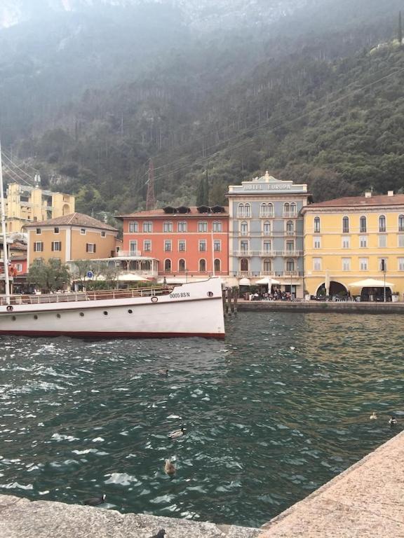 Casa Filippo Large 3 Room Apartment, Close To The Beach, Free Wifi Internet Riva del Garda Extérieur photo