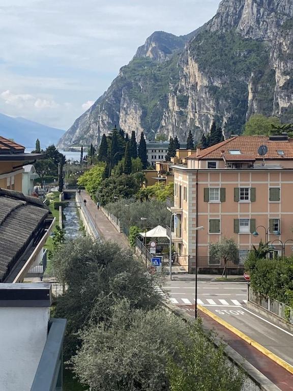 Casa Filippo Large 3 Room Apartment, Close To The Beach, Free Wifi Internet Riva del Garda Extérieur photo
