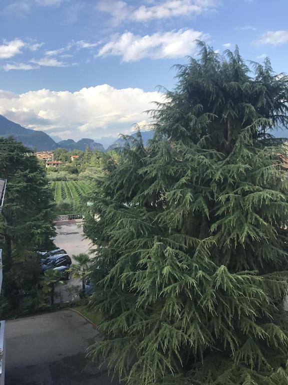 Casa Filippo Large 3 Room Apartment, Close To The Beach, Free Wifi Internet Riva del Garda Extérieur photo